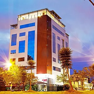 4* Hotel Sm Grand